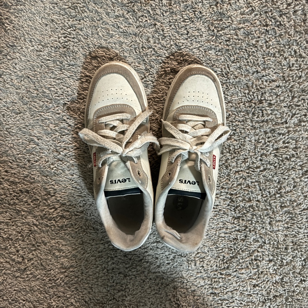 Levis sneakers
